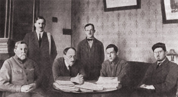 В. Н. Ипатьев с учениками («Наука из первых рук» №5–6(76), 2017)