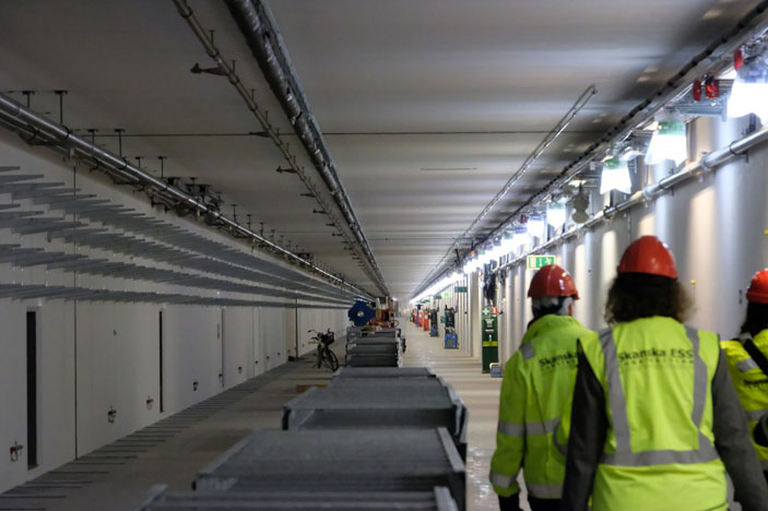 Тоннель ускорителя протяженностью 600 метров («Химия и жизнь» №9, 2018)