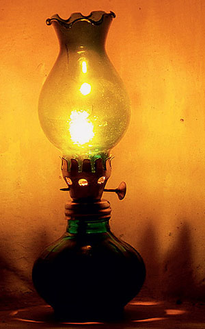 Керосиновая лампа без калильного тела («Наука и жизнь» №7, 2019)