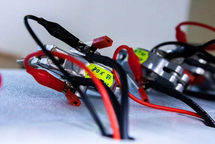 Электрохимические ячейки для тестирования новых материалов («Коммерсантъ Наука» №6, март 2020)