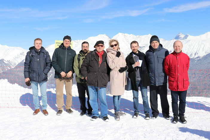 Участники конференции на Роза Пик («Троицкий вариант» №7, 2020)