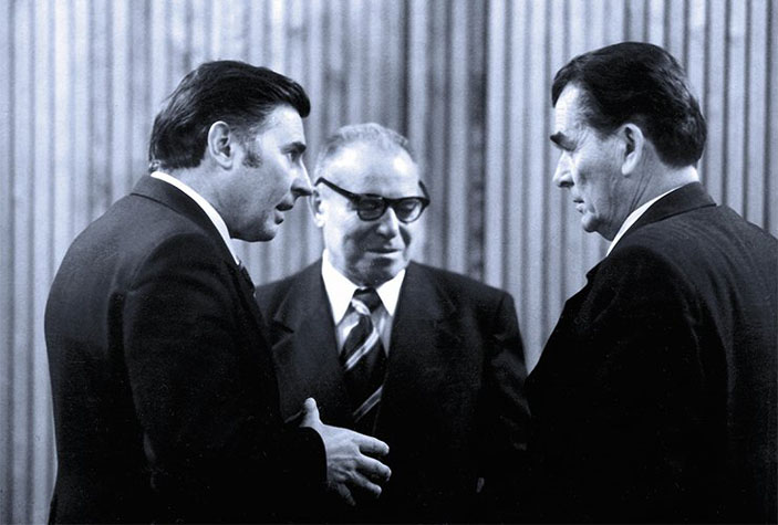 Г. И. Марчук, А. А. Трофимук, Д. К. Беляев («Наука из первых рук» №1(86), 2020)