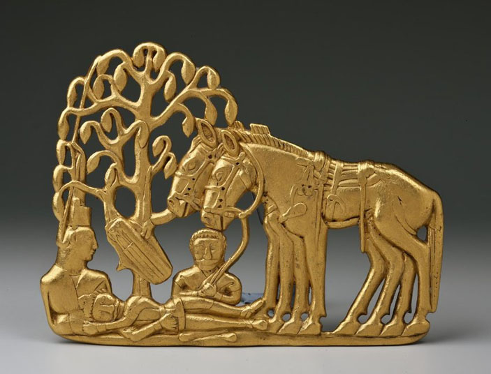 Ажурная поясная пластина. V–I века до н. э. Из Сибирской коллекции Петра I («Троицкий вариант» №14, 2020)