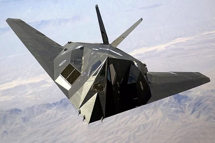 F-117 Nighthawk («Популярная механика» №7, 2020)