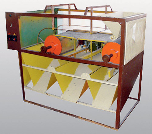 Машина для предпосевной обработки семян в электрическом поле коронного разряда («Наука и жизнь» №8, 2020)