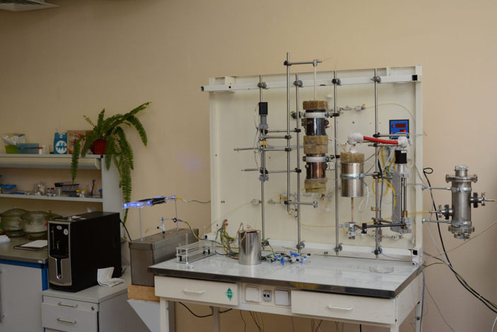 Первый hand-made графитизатор для УМС‑анализа («Троицкий вариант» №21, 2020)