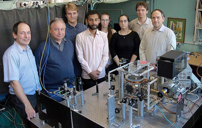 Сотрудники и студенты из группы члена-корреспондента И. И. Рябцева («Химия и жизнь» №9, 2020)