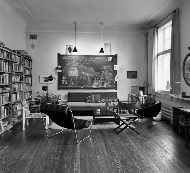 Интерьер дома Эренфестов (Лейден, Витте Розенстраат, 7) («Природа» №6, 2020)