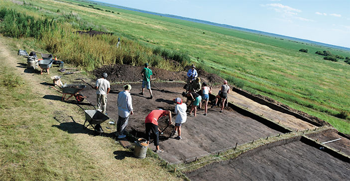 Начало раскопок на археологическом памятнике Усть-Тартас-1, -2. 2020 г. («Наука из первых рук» №5–6(90), 2020)