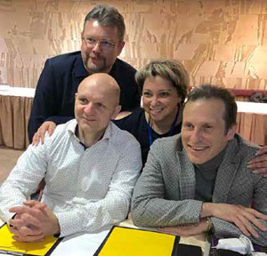 С членами бюро Координационного совета профессоров РАН — Юлией Горбуновой, Максимом Литваком, Александром Лутовиновым («Химия и жизнь» №8, 2021)