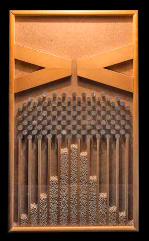 Доска Гальтона — материальное воплощение кривой Гаусса («Химия и жизнь» №3, 2022)