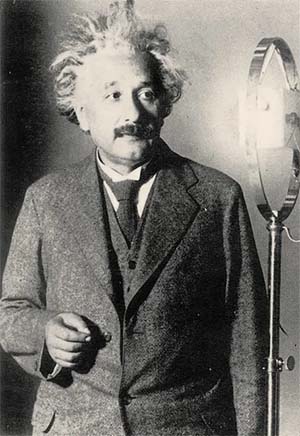 Выступление Альберта Эйнштейна по радио по случаю юбилея открытия Томаса Эдисона, 1929 год