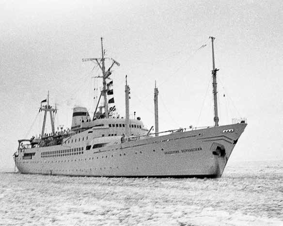 Научно-исследовательское судно «Академик Вернадский» («Химия и жизнь»)