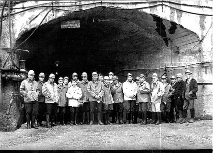 1974. Посещение БНО ИЯИ АН СССР на одном из этапов строительства штольни.