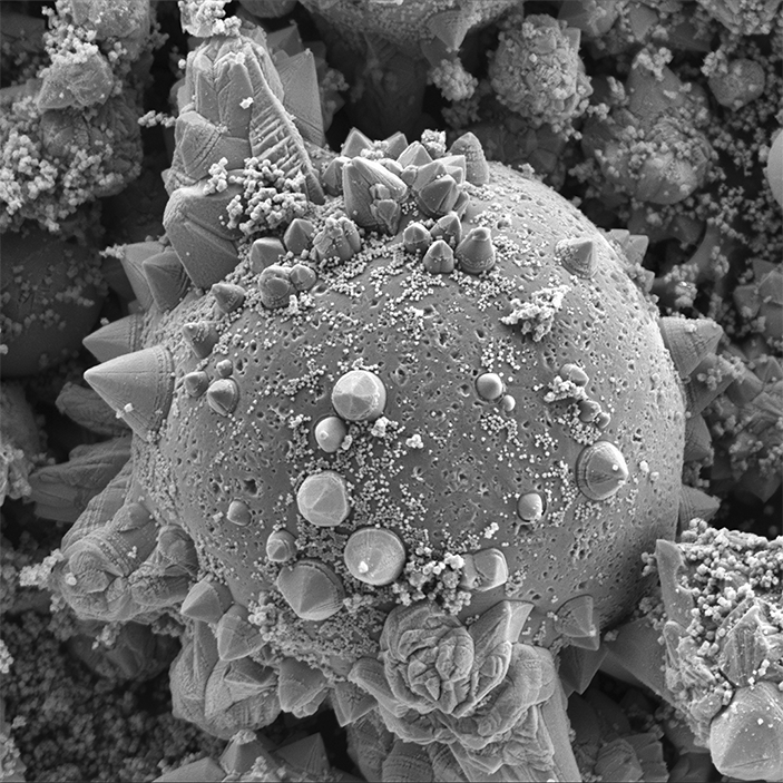 Невооруженным глазом оксид индия выглядит как ничем не примечательный белый порошок