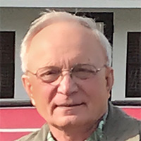 Юрий Захаренков