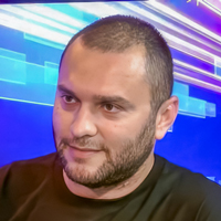 Денис Альбин