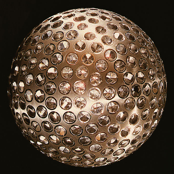 Спутник LAGEOS