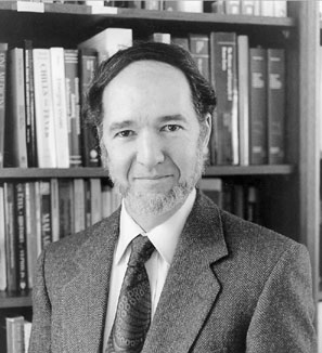 Профессор Джеред Даймонд надеется, что печальная судьба нескольких древних цивилизаций послужит уроком для всего человечества (фото с сайта www.nhm.org)