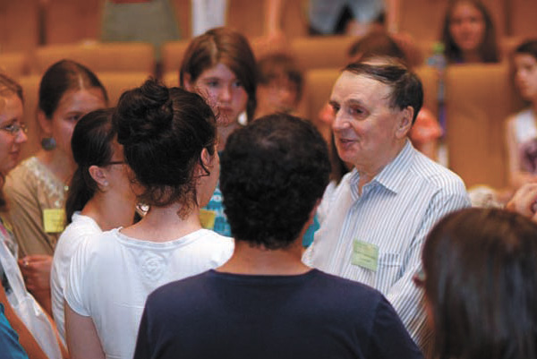 Андрей Зализняк отвечает на вопросы школьников