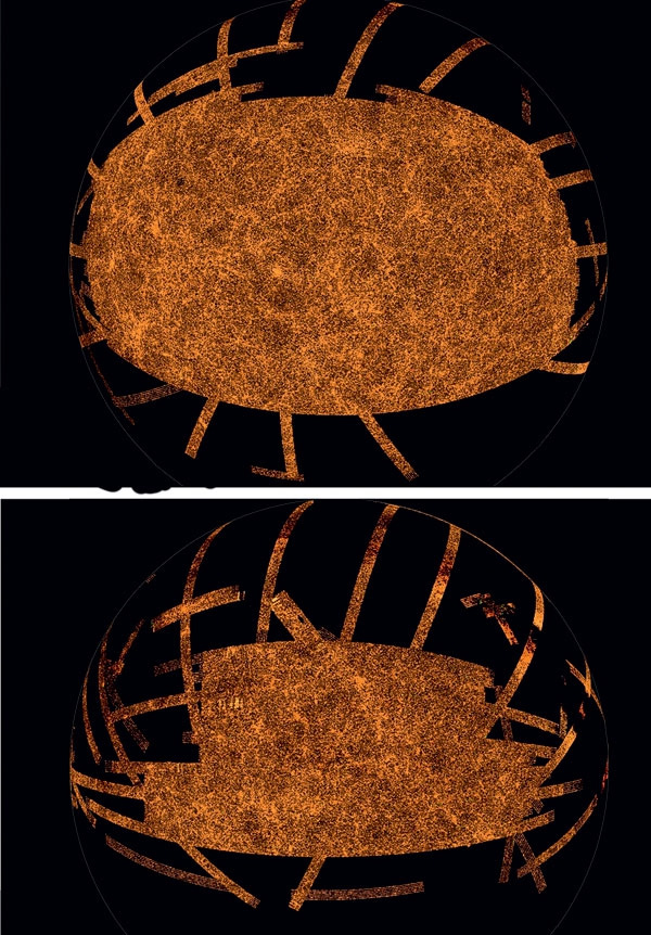 Нанесенные на «карту небес» области космоса по данным проектов SDSS I, II, III.\nSDSS покрывает приблизительно треть небосвода, в основном в направлении галактических полюсов, над и под плоскостью диска нашей Галактики. Полосы в направлении плоскости диска — это области данных проекта SEGUE. Каждая оранжевая точка — галактика. Карта содержит более 1 трлн пикселей. Изображение: «Популярная механика»