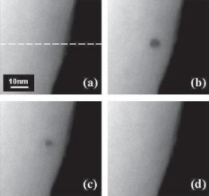 Повреждение в стекле, полученное при облучении электронами, затягивается само собой за пару минут (изображение из статьи в Physical Review Letters)
