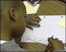 Низкая успеваемость чернокожих школьников в США во многом объясняется общественными стереотипами, влияющими на самооценку учащихся (фото с сайта archives.cnn.com)