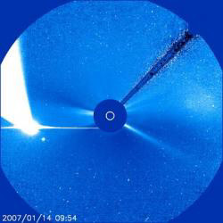 Комета McNaught (C/2006 P1) от SOHO с сайта sohowww.nascom.nasa.gov