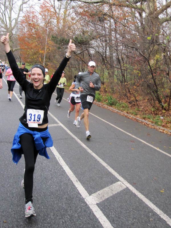 Чувство эйфории при длительной физической активности возникает в первую очередь за счет выработки эндоканнабиноидов