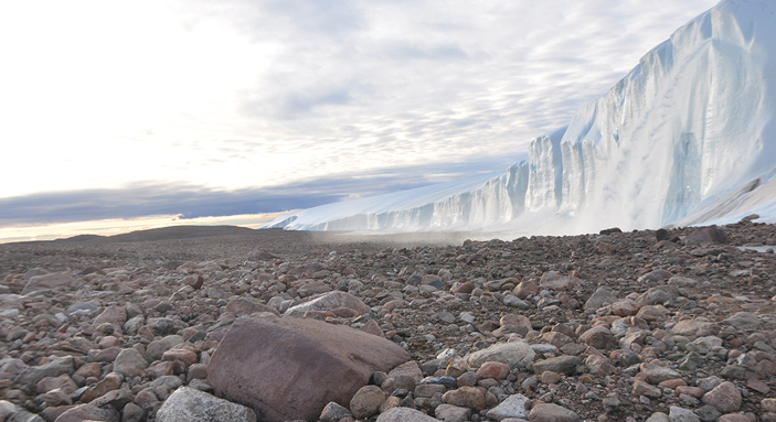 Рис. 5. Край ледяного щита Гренландии в районе ледника Гайавата