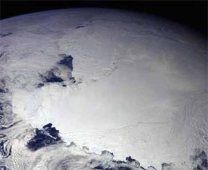В будущем ледяная шапка над Антарктикой будет только расти (фото с сайта pwg.gsfc.nasa.gov)
